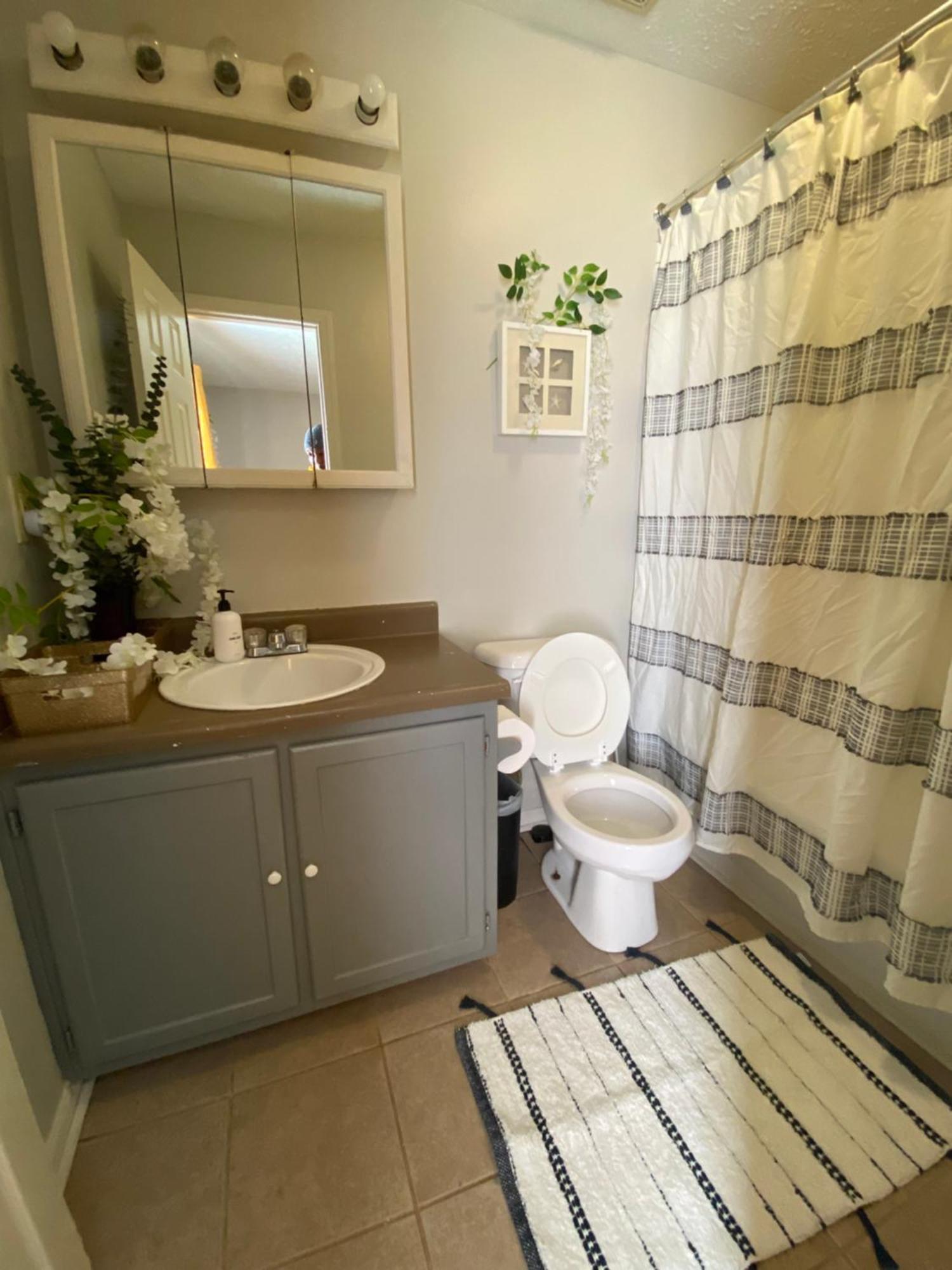 B1 Guest House Hope Mills Екстериор снимка